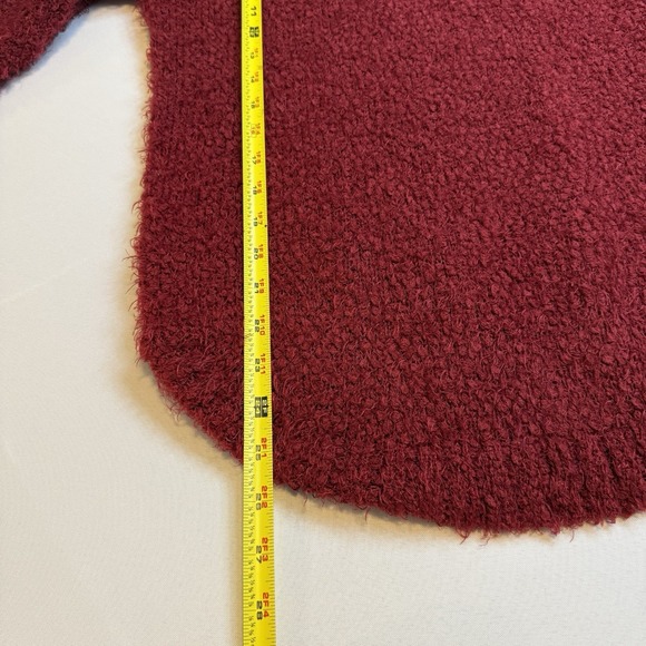 Almost Famous Red Sweater Text Bear Shaggy Long Sleeve V-Neck Cozy Workwear Sz M - Picture 8 of 8